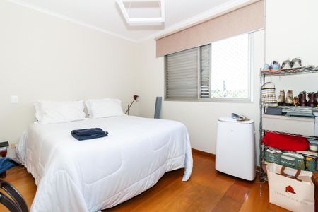 Apartamento à venda com 124m², 3 quartos e 2 vagasSuíte