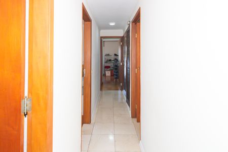 Corredor de apartamento à venda com 3 quartos, 124m² em Bela Aliança, São Paulo