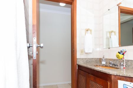 Apartamento à venda com 124m², 3 quartos e 2 vagasBanheiro Social