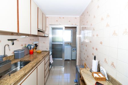 Apartamento à venda com 124m², 3 quartos e 2 vagasCozinha