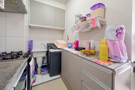 Apartamento para alugar com 33m², 2 quartos e sem vagaCozinha e Área de Serviço