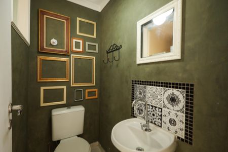 Casa de condomínio à venda com 120m², 3 quartos e 3 vagasLavabo