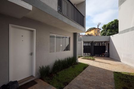 Casa de condomínio à venda com 120m², 3 quartos e 3 vagasFachada Interna 