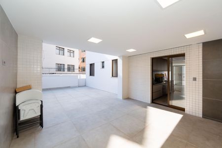 Apartamento para alugar com 250m², 4 quartos e 3 vagas Apartamento para alugar com 250m², 4 quartos e 3 vagasÁrea Privativa