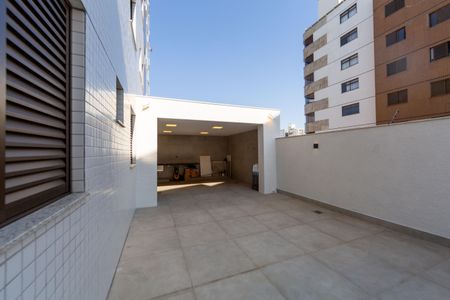Apartamento para alugar com 250m², 4 quartos e 3 vagas Apartamento para alugar com 250m², 4 quartos e 3 vagasÁrea Privativa
