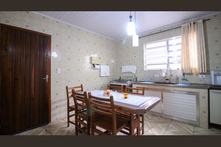 Casa à venda com 230m², 4 quartos e 4 vagasCozinha da Casa 1
