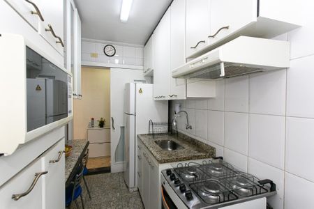 Apartamento à venda com 56m², 2 quartos e 1 vagaCozinha