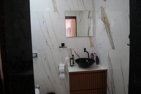 Casa de condomínio à venda com 150m², 3 quartos e 1 vagaBanheiro da Suíte