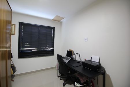 Casa de condomínio à venda com 150m², 3 quartos e 1 vagaQuarto 2