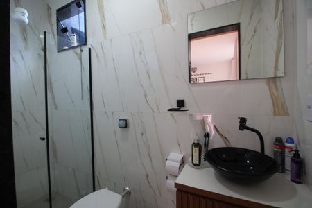 Casa de condomínio à venda com 150m², 3 quartos e 1 vagaBanheiro da Suíte