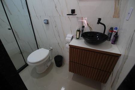 Casa de condomínio à venda com 150m², 3 quartos e 1 vagaBanheiro da Suíte