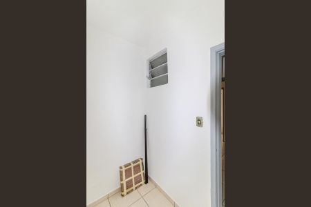 Apartamento à venda com 62m², 3 quartos e sem vaga Apartamento à venda com 62m², 3 quartos e sem vagaQuarto de Serviço