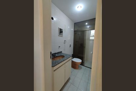 Apartamento à venda com 229m², 3 quartos e 3 vagasBanheiro  2