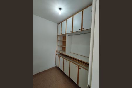 Apartamento à venda com 229m², 3 quartos e 3 vagasQuarto de Serviço