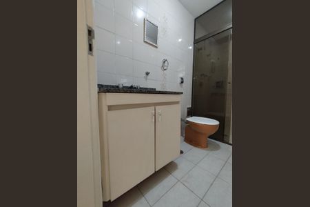 Apartamento à venda com 229m², 3 quartos e 3 vagasBanheiro 