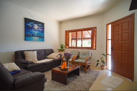 Sala de casa para alugar com 4 quartos, 184m² em Rincão, Novo Hamburgo