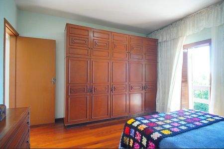 Casa para alugar com 184m², 4 quartos e 2 vagasQuarto 2