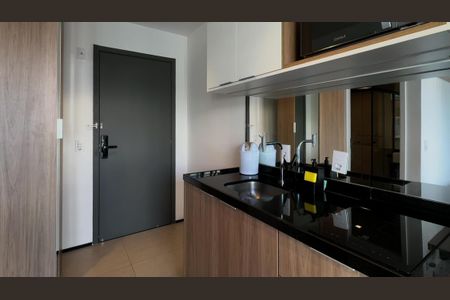 Cozinha de kitnet/studio para alugar com 1 quarto, 36m² em Paraíso, São Paulo