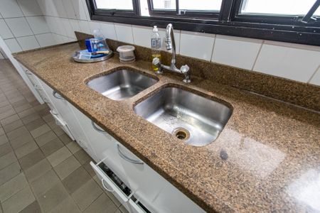 Apartamento à venda com 128m², 3 quartos e 2 vagasCozinha