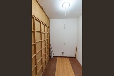 Apartamento à venda com 128m², 3 quartos e 2 vagasCloset da suíte