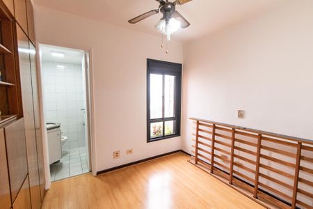 Apartamento à venda com 128m², 3 quartos e 2 vagasSuíte 2