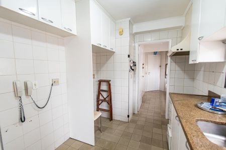 Apartamento à venda com 128m², 3 quartos e 2 vagasCozinha