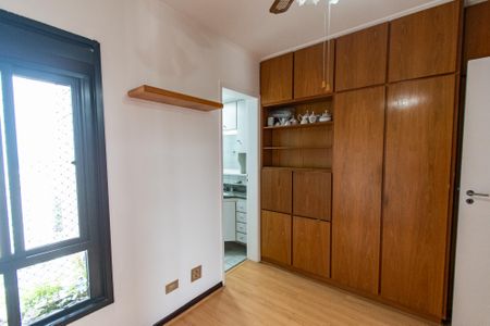 Apartamento à venda com 128m², 3 quartos e 2 vagasSuíte 1
