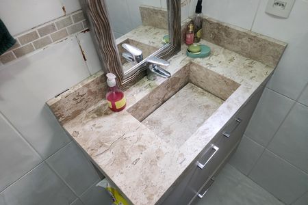 Casa à venda com 267m², 3 quartos e 4 vagas Casa à venda com 267m², 3 quartos e 4 vagasBanheiro da Suíte 1