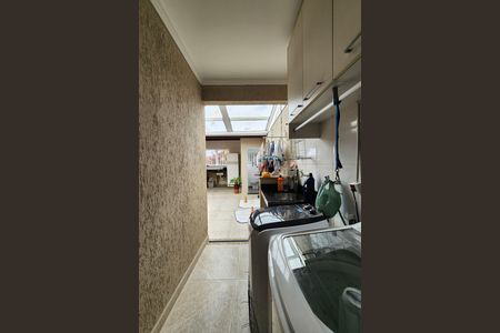 Casa à venda com 267m², 3 quartos e 4 vagas Casa à venda com 267m², 3 quartos e 4 vagasÁrea de Serviço