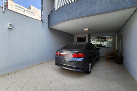 Casa à venda com 267m², 3 quartos e 4 vagas Casa à venda com 267m², 3 quartos e 4 vagasGaragem