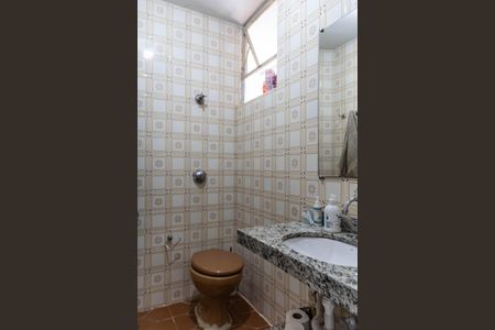 Apartamento à venda com 68m², 2 quartos e 1 vagaBanheiro Social