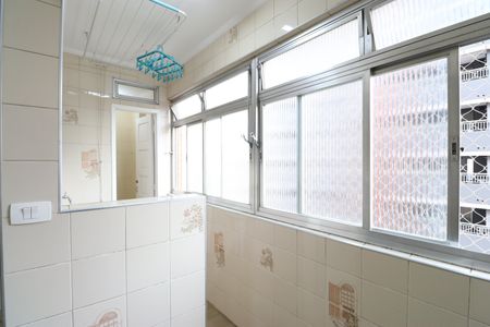 Apartamento à venda com 72m², 2 quartos e 1 vagaÁrea de Serviço