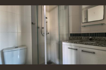 Apartamento à venda com 75m², 2 quartos e 1 vagaBanheiro Social