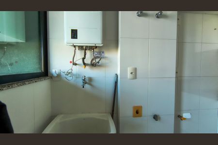 Apartamento à venda com 75m², 2 quartos e 1 vagaÁrea de Serviço