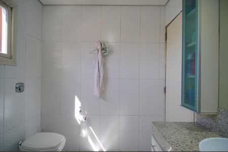 Casa à venda com 179m², 3 quartos e 1 vagaBanheiro Social