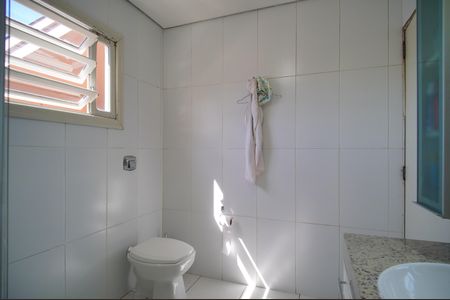 Casa à venda com 179m², 3 quartos e 1 vagaBanheiro Social