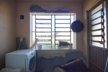 Casa à venda com 179m², 3 quartos e 1 vagaÁrea de Serviço