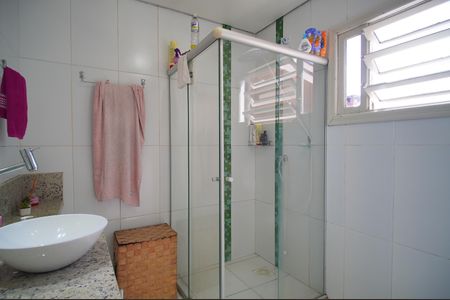 Casa à venda com 179m², 3 quartos e 1 vagaBanheiro Social