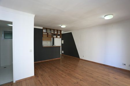 Sala de apartamento à venda com 2 quartos, 73m² em Vila Suzana, São Paulo