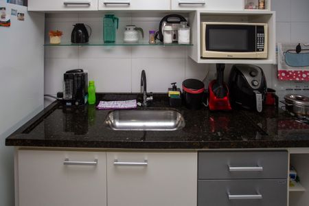 Apartamento à venda com 56m², 2 quartos e 1 vagaCozinha