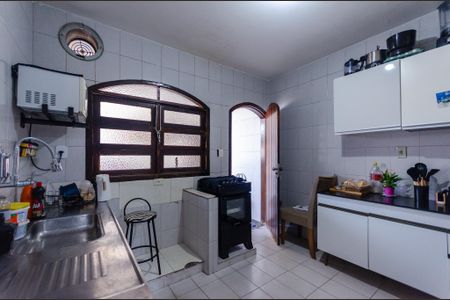 Casa à venda com 230m², 3 quartos e 5 vagasCozinha