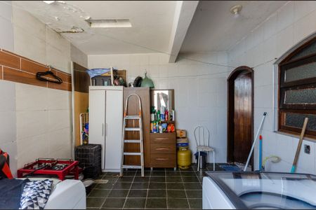 Casa à venda com 230m², 3 quartos e 5 vagasÁrea de Serviço