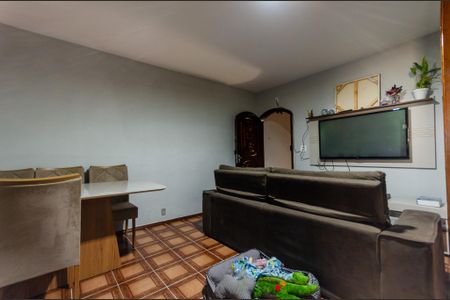 Sala de casa à venda com 3 quartos, 230m² em Vila Pereira Cerca, São Paulo
