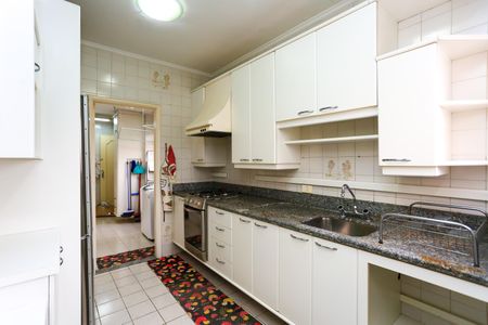 Apartamento para alugar com 205m², 3 quartos e 3 vagas Apartamento para alugar com 205m², 3 quartos e 3 vagasCozinha