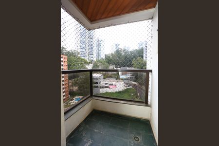 Apartamento para alugar com 205m², 3 quartos e 3 vagas Apartamento para alugar com 205m², 3 quartos e 3 vagasVaranda Suíte 1