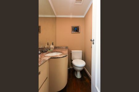 Apartamento para alugar com 205m², 3 quartos e 3 vagas Apartamento para alugar com 205m², 3 quartos e 3 vagasLavabo