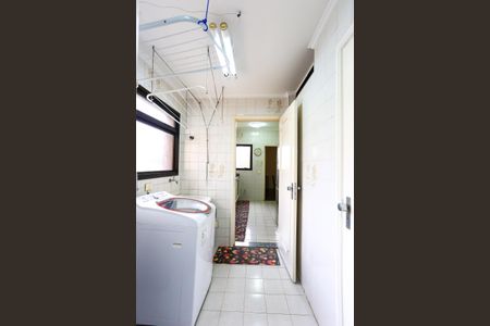 Apartamento para alugar com 205m², 3 quartos e 3 vagas Apartamento para alugar com 205m², 3 quartos e 3 vagasÁrea de Serviço