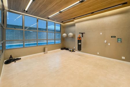 Apartamento à venda com 81m², 2 quartos e 1 vaga Apartamento à venda com 81m², 2 quartos e 1 vagaAcademia