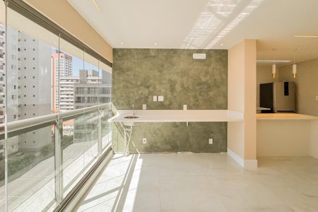 Apartamento à venda com 81m², 2 quartos e 1 vaga Apartamento à venda com 81m², 2 quartos e 1 vagaVaranda gourmet