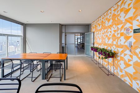 Apartamento à venda com 81m², 2 quartos e 1 vaga Apartamento à venda com 81m², 2 quartos e 1 vagaChurrasqueira